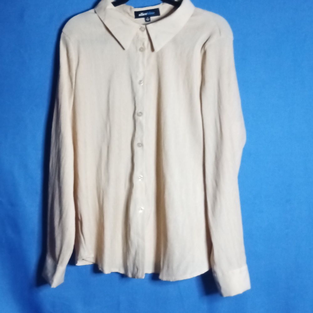Alice Blue Cream Textured Button-Up Blouse 1X Lightweight Chic Top